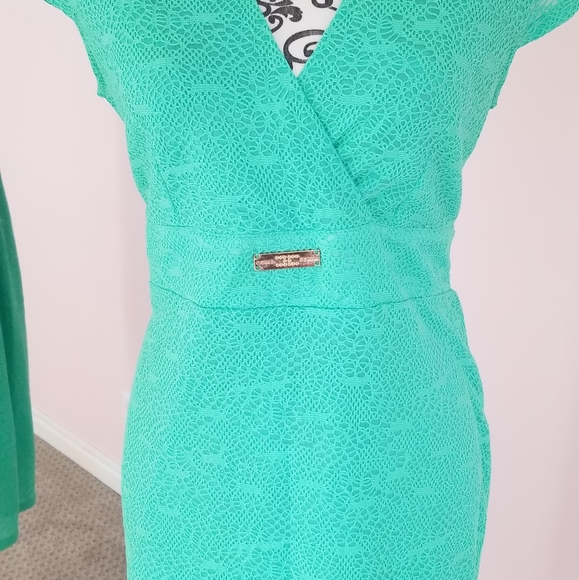 Mint Midi Bodycon Dress - Picture 3 of 6